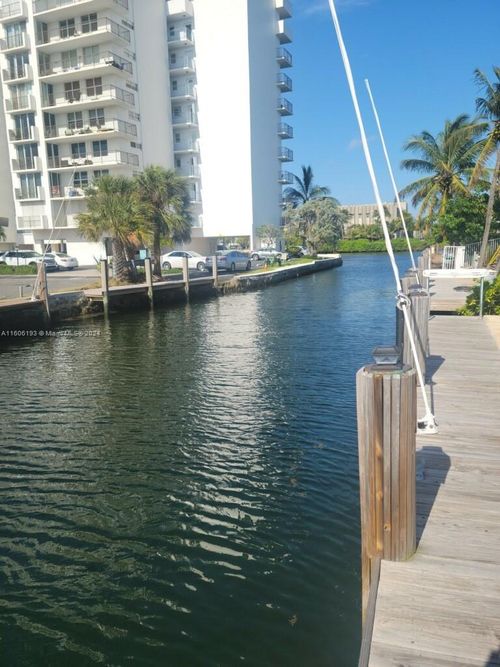 apt-2-3201 Canal Dr, Pompano Beach, FL, 33062-3334 | Card Image