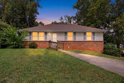 621 Linda Ln, Clarksville, TN, 37042-6322 | Card Image