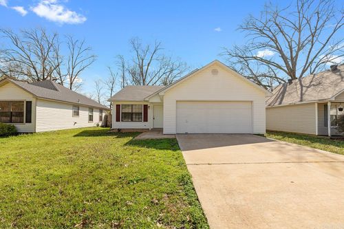 304 Se 2nd St, Bryant, AR, 72022-4028 | Card Image