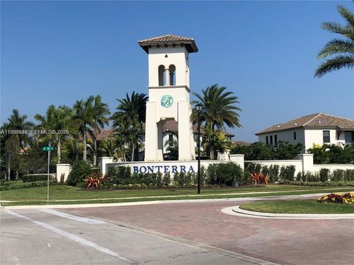 3564 W 97th St, Hialeah, FL, 33018 | Card Image