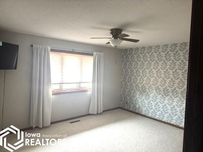 APT-5 - 215 E Mcgregor St, Condo with 2 bedrooms, 2 bathrooms and null parking in Algona IA | Image 5