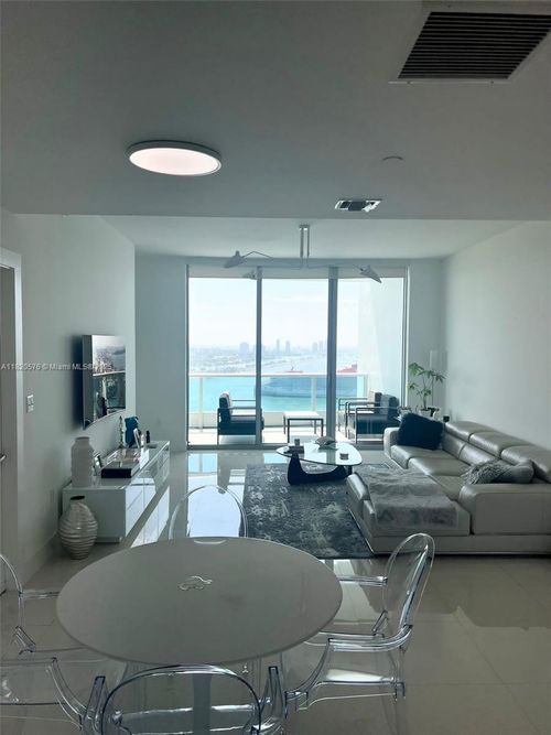 apt-3309-900 Biscayne Blvd, Miami, FL, 33132-1568 | Card Image