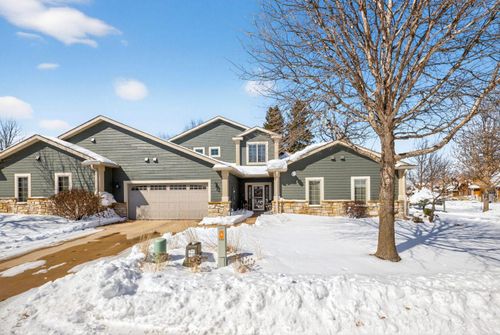 671 Panorama Cir Nw, Rochester, MN, 55901-5302 | Card Image