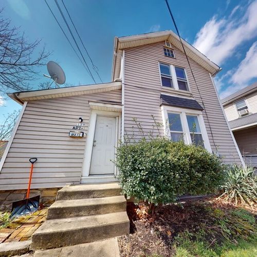 139 N Water Ave, Sharon, PA, 16146-1381 | Card Image