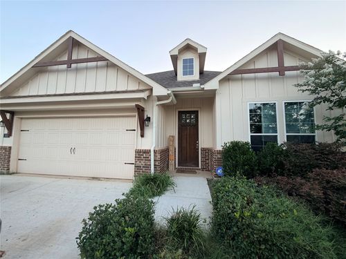 505 Smith Rd, Springtown, TX, 76082-5932 | Card Image