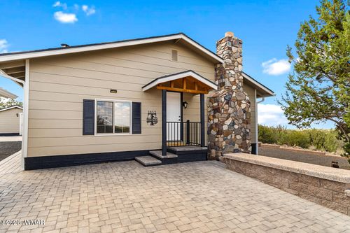 1852 Taylor Street, Show Low, AZ, 85901 | Card Image