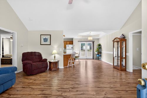 105 Falcon Ln, Chesnee, SC, 29323-1343 | Card Image