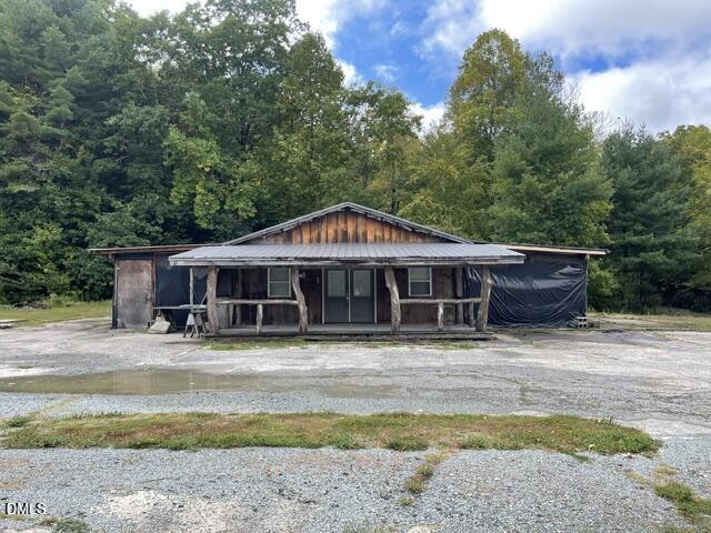 2184 Linville Falls Hwy, Newland, NC 28657