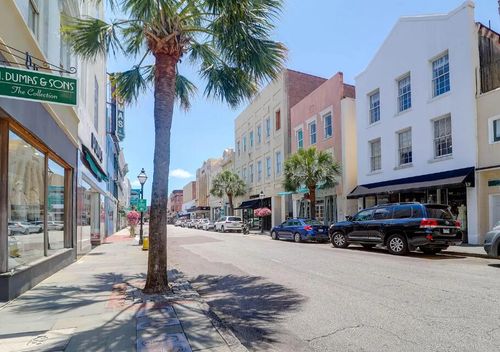 apt-b2-295 King St, Charleston, SC, 29401-6425 | Card Image