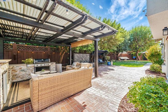 1189 Riesling Cir, House other with 4 bedrooms, 3 bathrooms and 3 parking in Livermore CA | Image 51