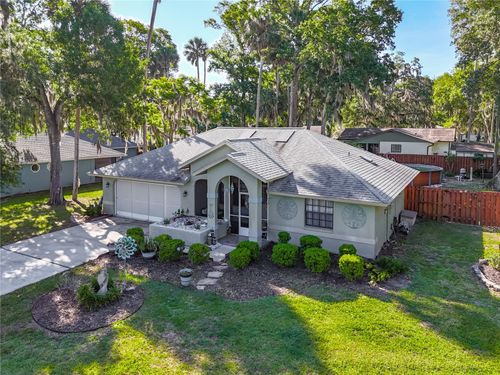 27 Black Hawk Pl, Palm Coast, FL, 32137-7352 | Card Image
