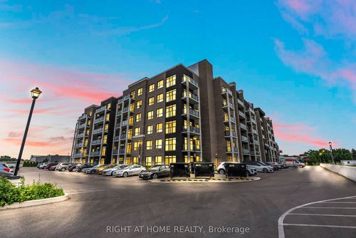 208-5055 Greenlane Rd, Beamsville, ON, L3J2J3 | Card Image