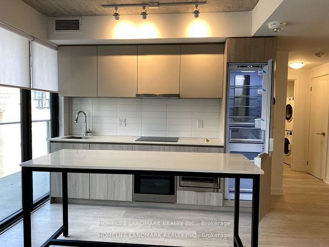 904 - 47 Mutual St, Condo with 2 bedrooms, 2 bathrooms and null parking in Toronto ON | Image 4