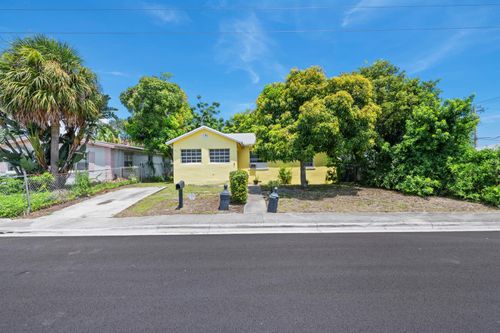 616 W 5th Street, Riviera Beach, FL, 33404 | Card Image
