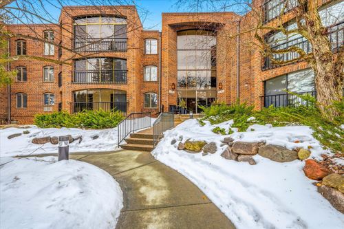 apt-216-8430 Pennsylvania Rd, Bloomington, MN, 55438-2713 | Card Image