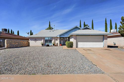 3205 Amarillo St, El Paso, TX, 79936-1801 | Card Image