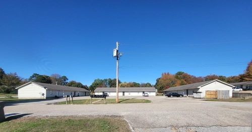 1700 Pineview St, Jonesboro, AR, 72405-8862 | Card Image