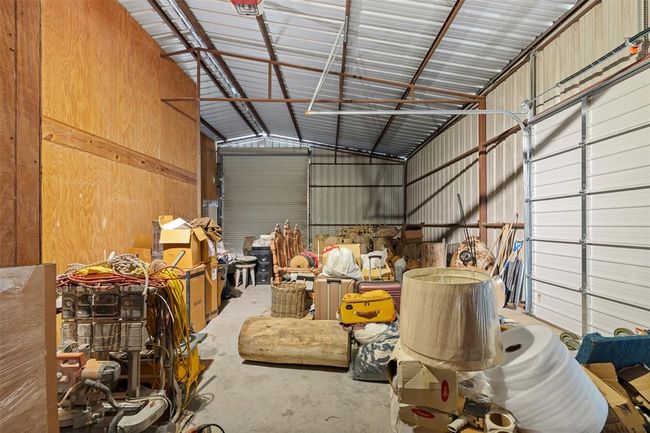 150 Huenefeld Ln, Home with 2 bedrooms, 3 bathrooms and 1 parking in Round Top TX | Image 25