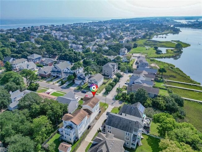 9509 14 Th Bay St, House attached with 4 bedrooms, 3 bathrooms and null parking in Norfolk VA | Image 45