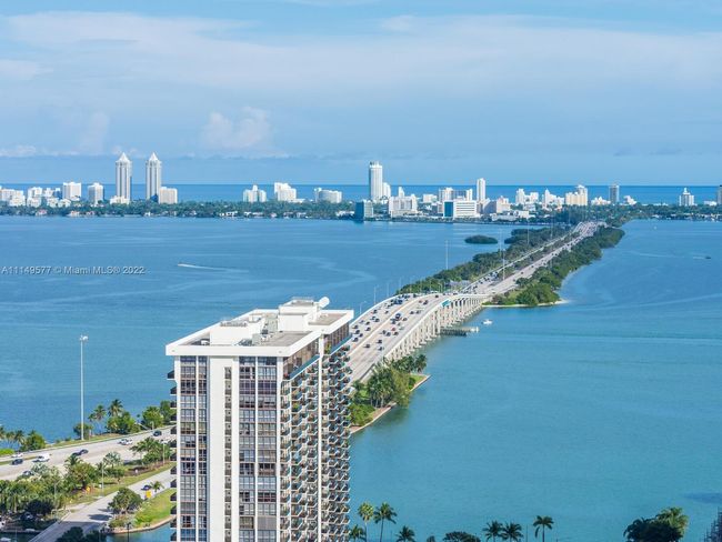 PH207 - 3470 E Coast Ave, Condo with 3 bedrooms, 4 bathrooms and null parking in MIAMI FL | Image 8