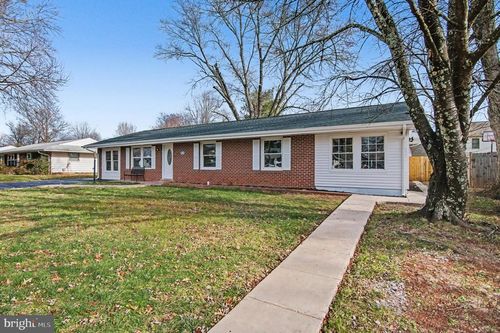 312 E Gordon St, STERLING, VA, 20164-2344 | Card Image