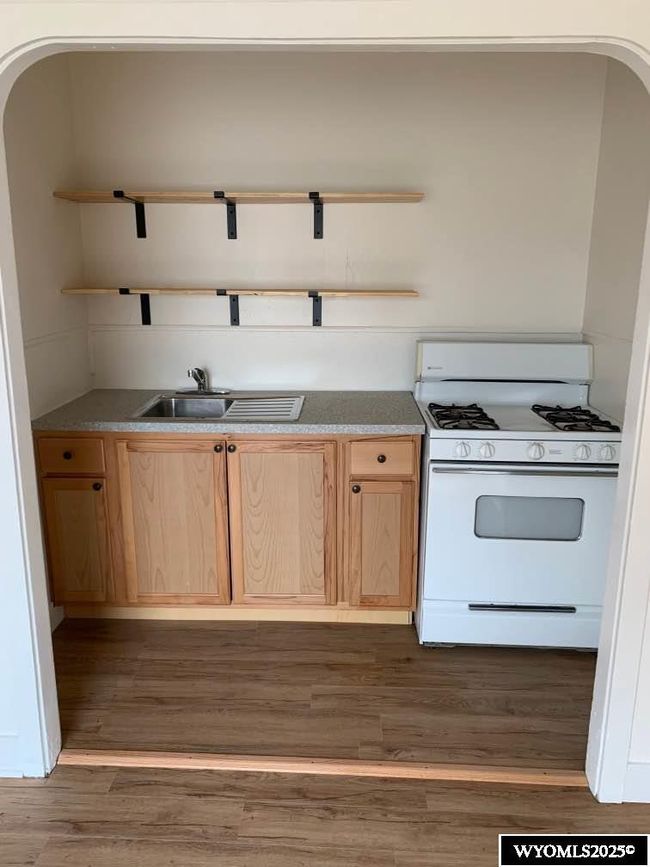 814 7 Th St, Home with 0 bedrooms, 0 bathrooms and null parking in Rock Springs WY | Image 12