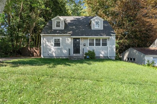 414 Beverly Dr, Syracuse, NY, 13219-2729 | Card Image