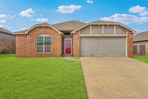 4114 S 181st East Ave, Tulsa, OK, 74134-7453 | Card Image