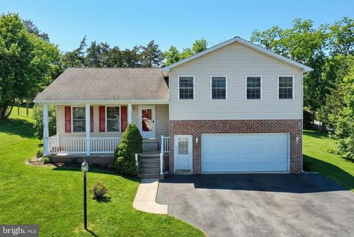 9 Wheatland Dr, GETTYSBURG, PA, 17325-7722 | Card Image