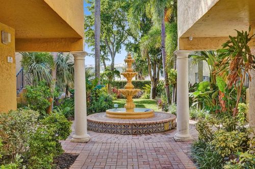 apt-105-1020 Lake Shore Dr, Lake Park, FL, 33403-2897 | Card Image