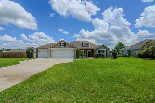23 W Stanley Rd, Ray City, GA, 31645-8700 | Card Image