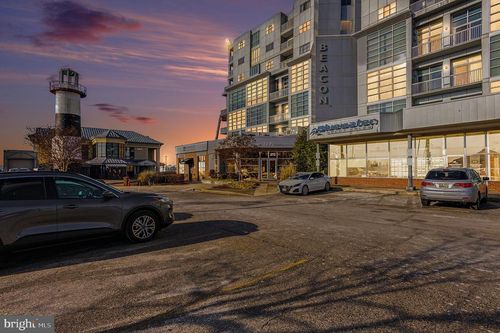 unit-201-2772 Lighthouse Pt E, BALTIMORE, MD, 21224-5051 | Card Image