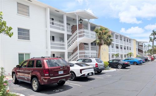 l2-5872 Easy St, BRADENTON, FL, 34207-4652 | Card Image