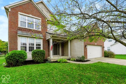 5413 Gainesway Dr, Greenwood, IN, 46142-9096 | Card Image