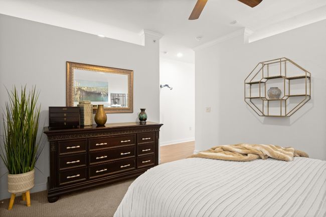 UNIT-3038 - 1900 Barton Springs Rd, Condo with 1 bedrooms, 1 bathrooms and 1 parking in Austin TX | Image 8