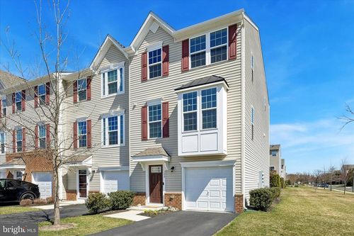 102 Nathan Dr, Cinnaminson, NJ, 08077-1630 | Card Image