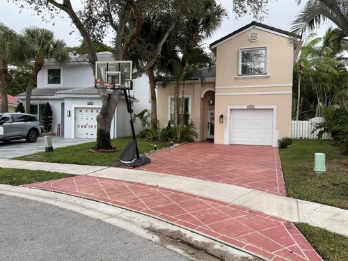 5655 La Quinta Ct, Lake Worth, FL, 33463-7000 | Card Image