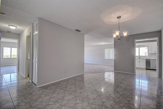 APT-514A - 100 Bluff View Dr, Condo with 2 bedrooms, 2 bathrooms and null parking in BELLEAIR BLUFFS FL | Image 5