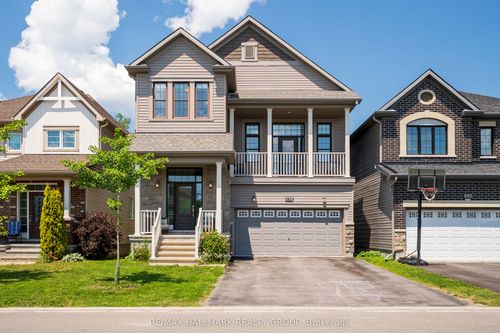 678 Eagle Crest Hts, Stittsville, ON, K2S1R8 | Card Image