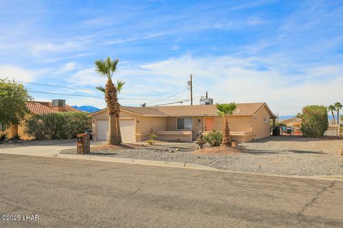 1061 Melrose Dr, Lake Havasu City, AZ, 86406-8676 | Card Image