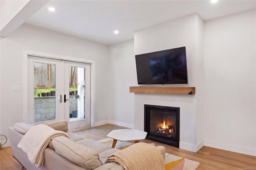 2153 Banford Pl, Sooke, BC, V9Z0W6 | Card Image