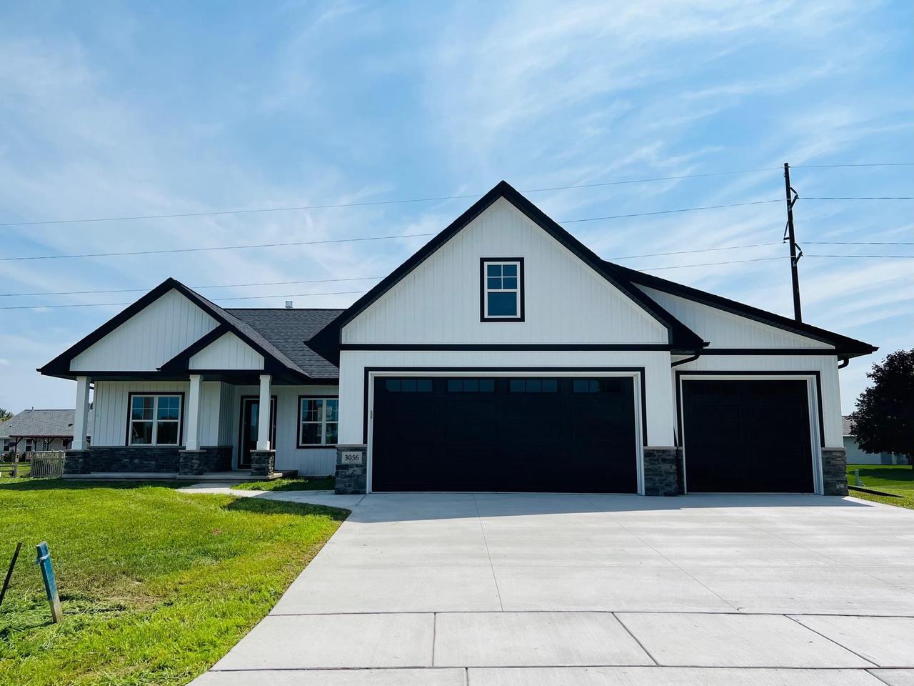 Gilbert Dr, Green Bay, WI 54311