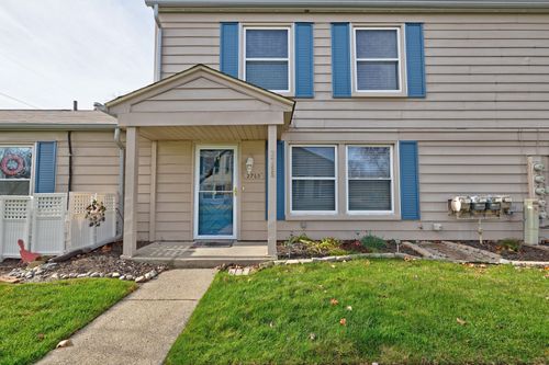 2765 Fox Hollow Ct, Lake Orion, MI, 48360-1717 | Card Image