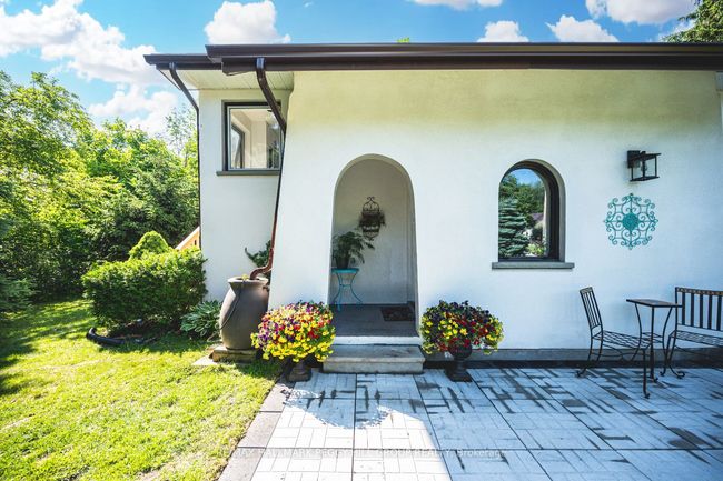 23 Valleyview Dr, House other with 3 bedrooms, 2 bathrooms and 6 parking in Oro Medonte ON | Image 4