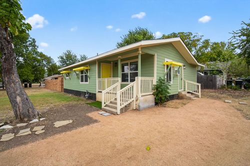 515 W 8th St, Georgetown, TX, 78626-5542 | Card Image