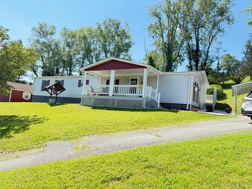 119 Riley Dr, Chilhowie, VA, 24319-9581 | Card Image