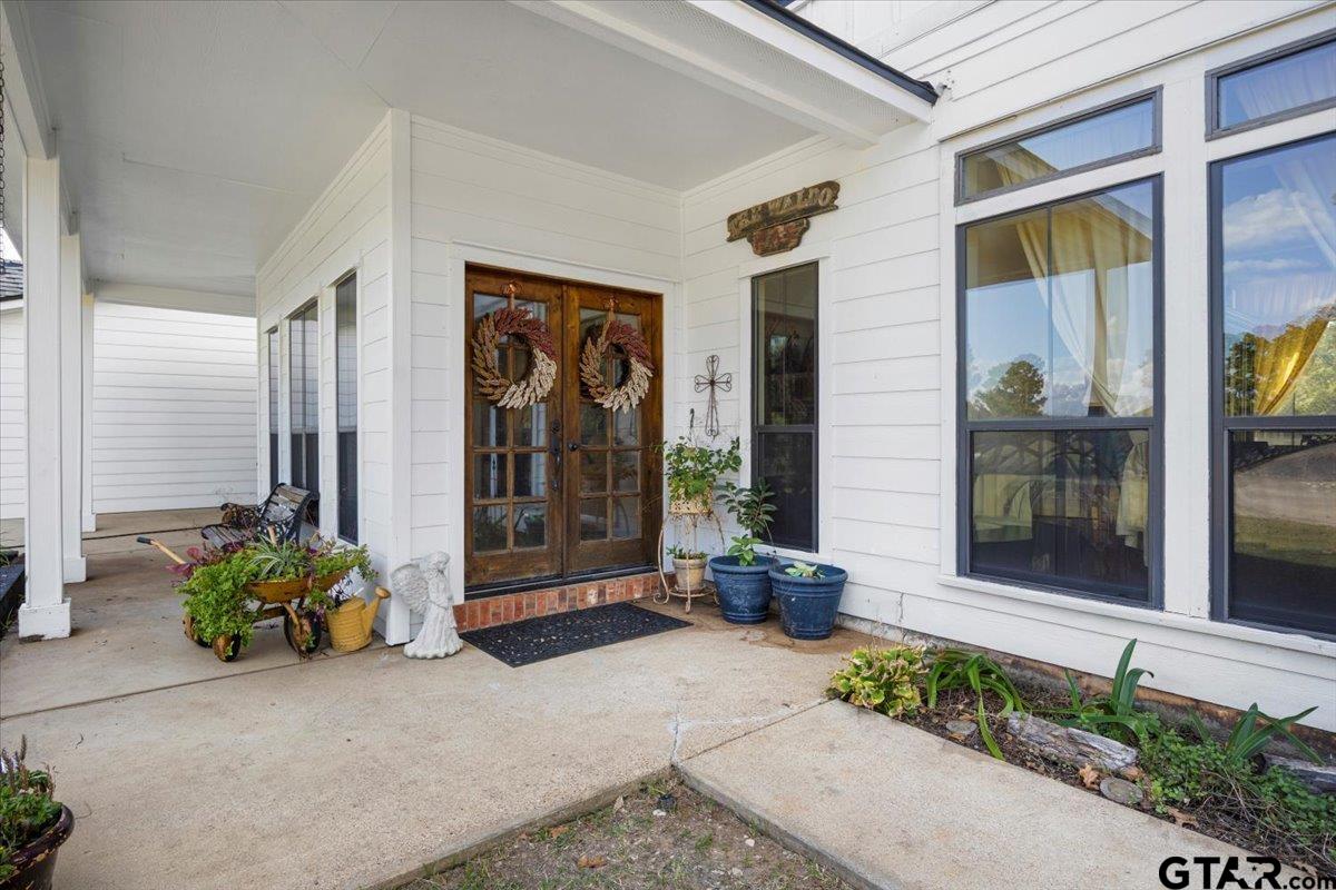 Residential in Mineola 3