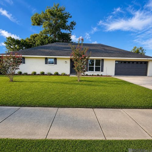 9577 Great Smokey Ave, Baton Rouge, LA, 70814-4104 | Card Image