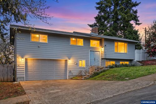 497 Dudley Ave Se, Salem, OR, 97302-4860 | Card Image