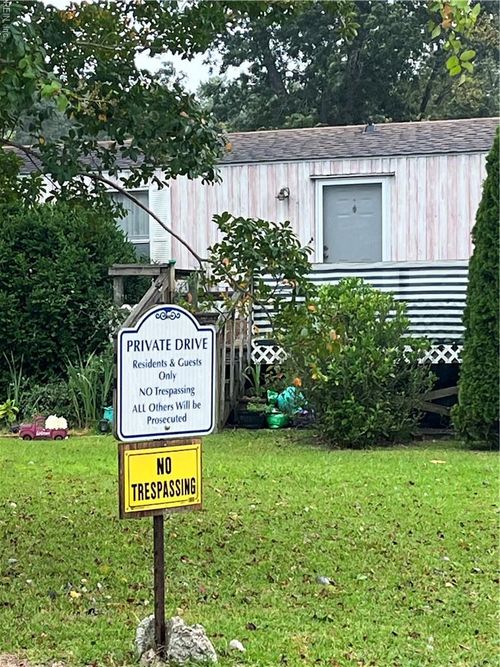 216 Worth Guard Rd, Coinjock, NC, 27923-9773 | Card Image